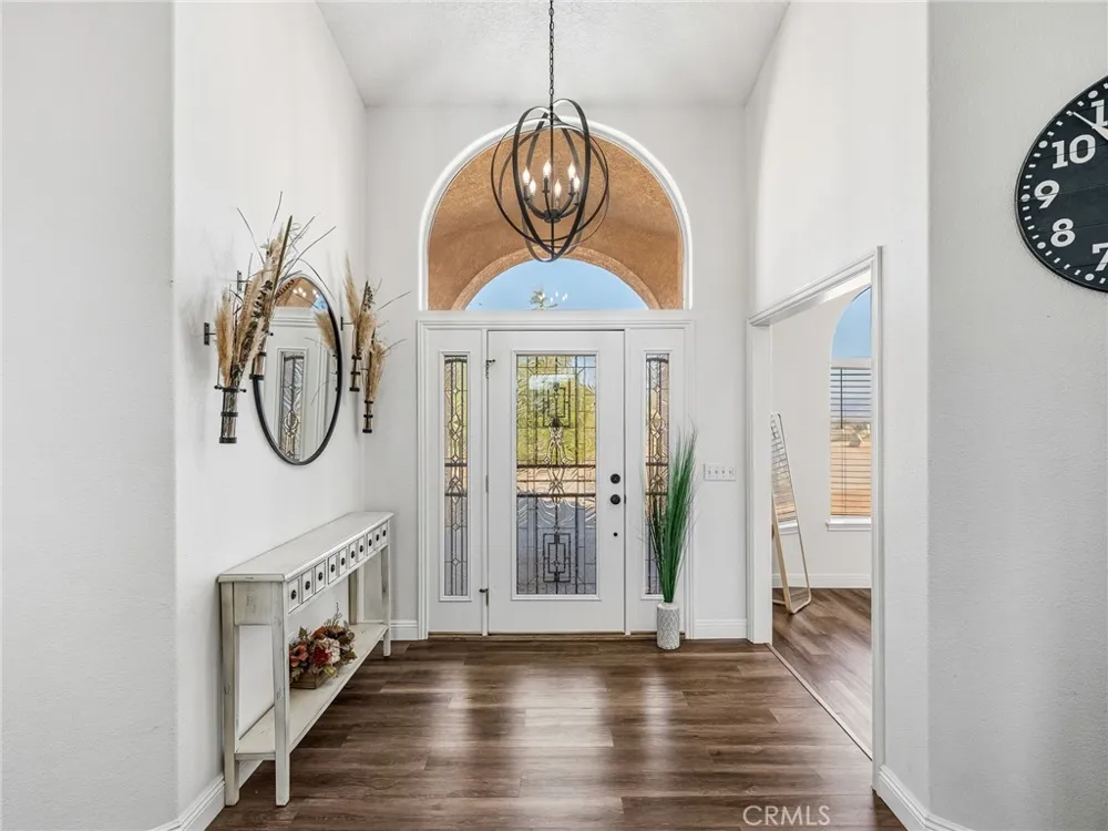 6232 Coriander Oak Hills, CA 92344