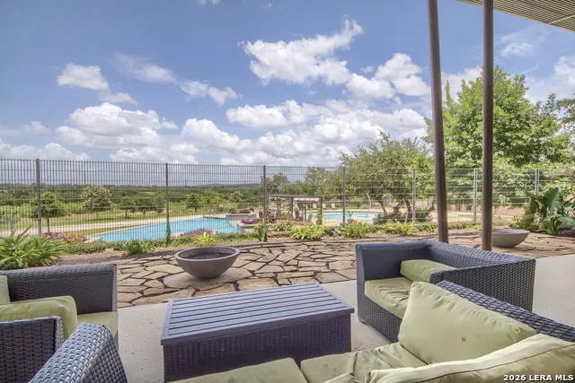32111 CAMELLIA BND Bulverde, TX 78163