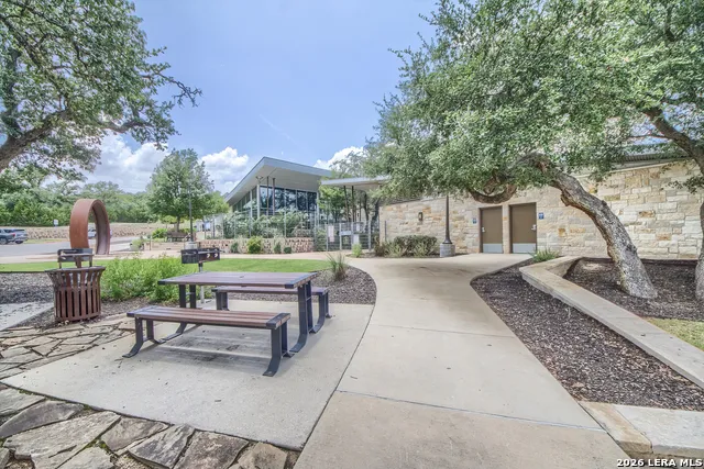 32111 CAMELLIA BND Bulverde, TX 78163