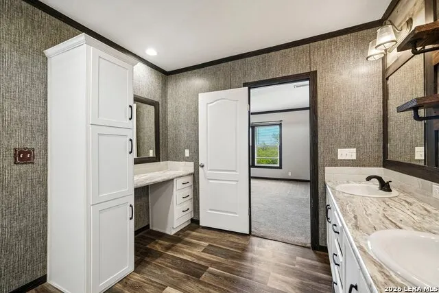 290 Lilly Bear Ln Moore, TX 78057