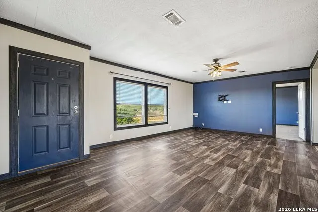 290 Lilly Bear Ln Moore, TX 78057