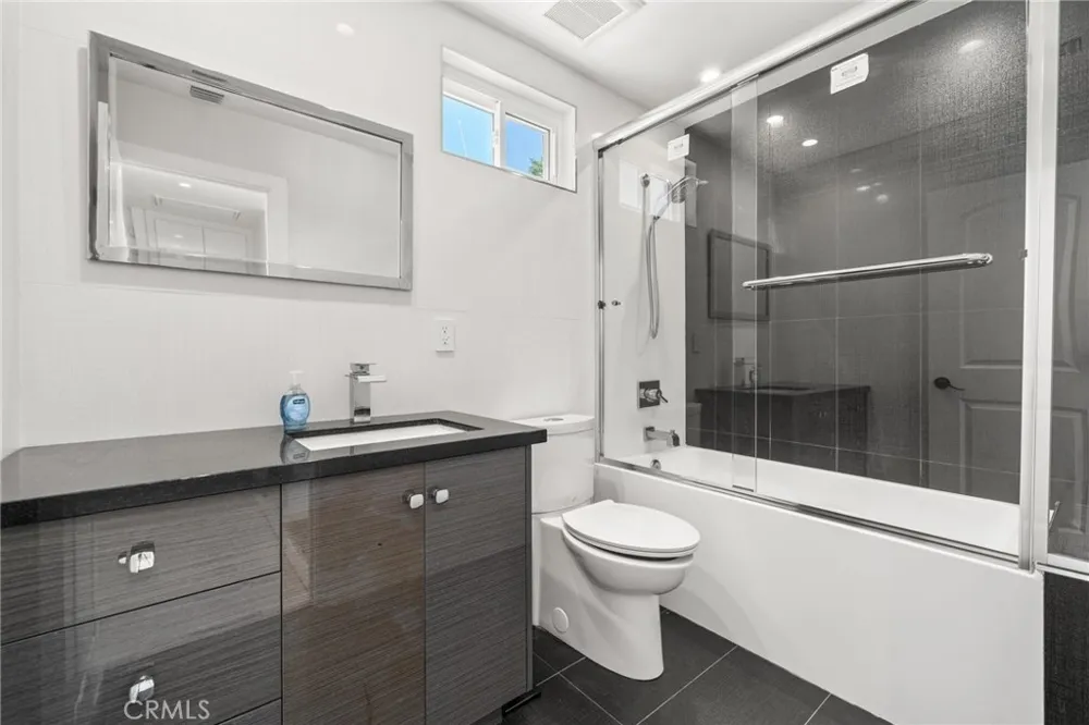 4630 Cedros Avenue Sherman Oaks, CA 91403