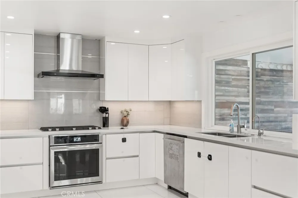 4630 Cedros Avenue Sherman Oaks, CA 91403