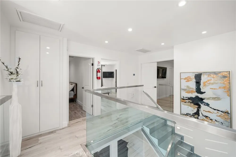 4630 Cedros Avenue Sherman Oaks, CA 91403