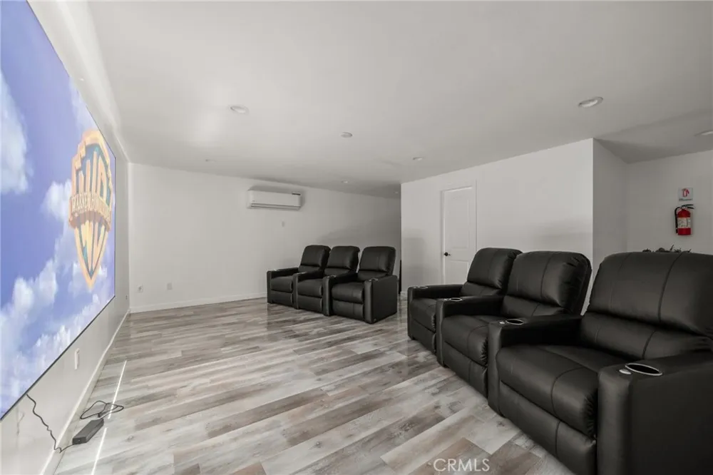 4630 Cedros Avenue Sherman Oaks, CA 91403