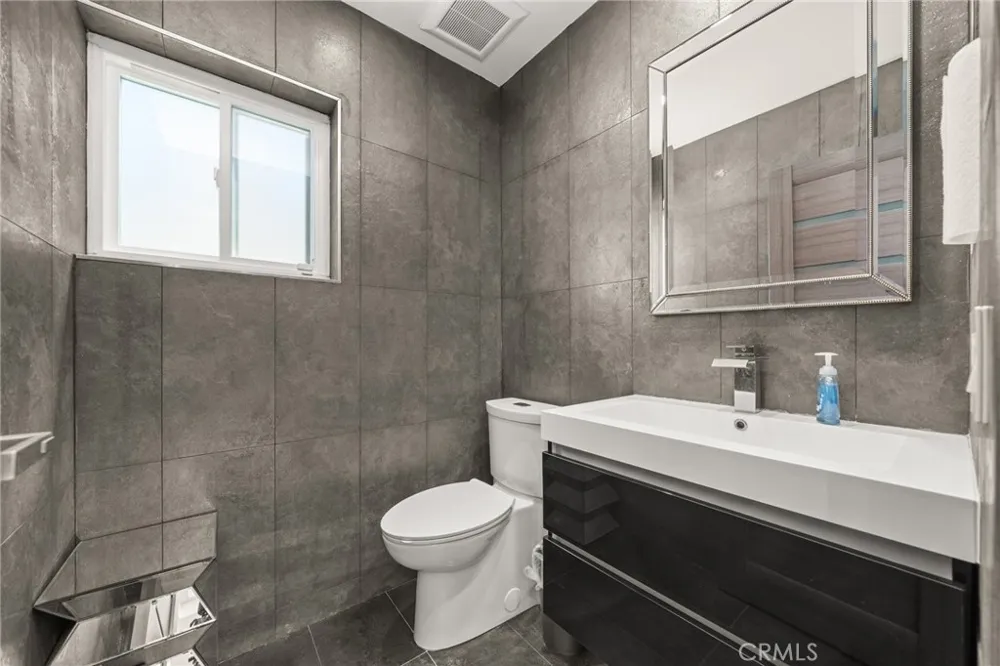 4630 Cedros Avenue Sherman Oaks, CA 91403