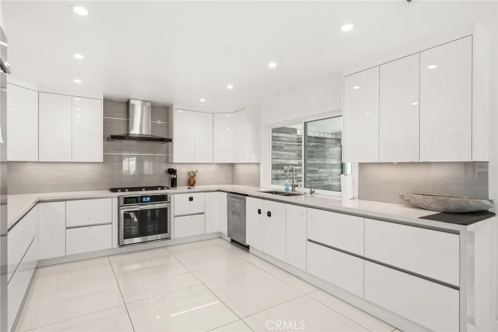 4630 Cedros Avenue Sherman Oaks, CA 91403