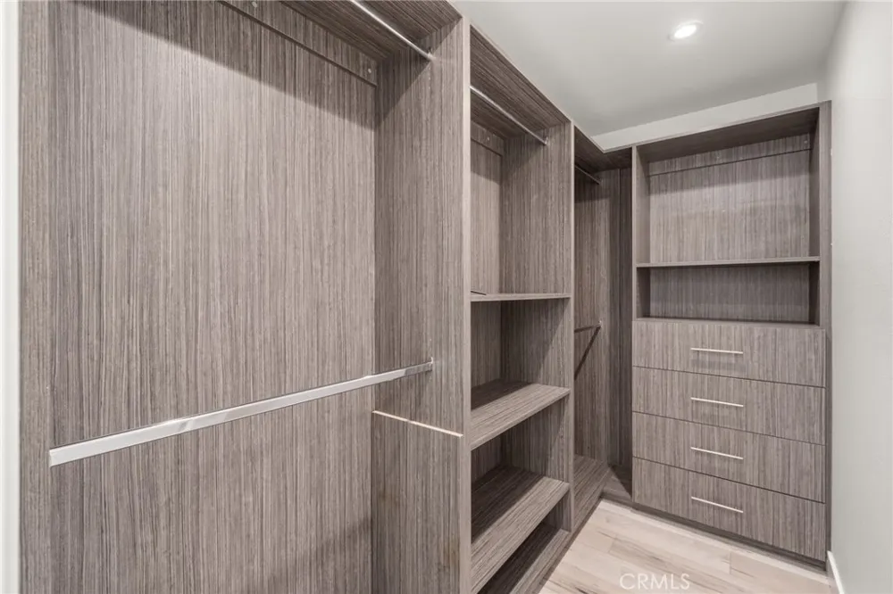 4630 Cedros Avenue Sherman Oaks, CA 91403