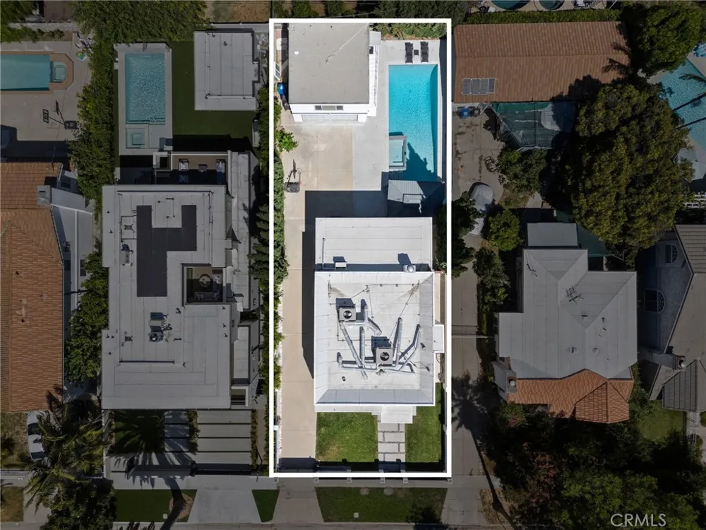 4630 Cedros Avenue Sherman Oaks, CA 91403