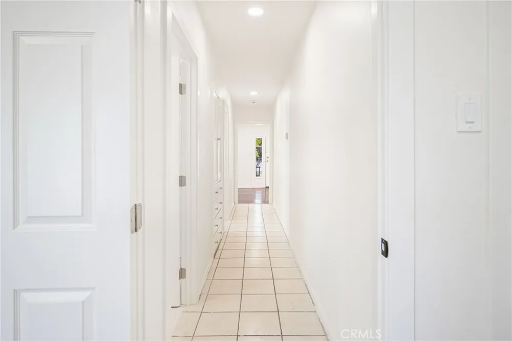 636 Pioneer Drive #1 Glendale, CA 91203