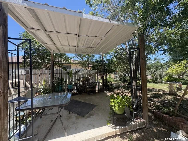 563 LA PALOMA DR Eagle Pass, TX 78852