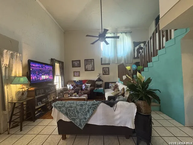 563 LA PALOMA DR Eagle Pass, TX 78852