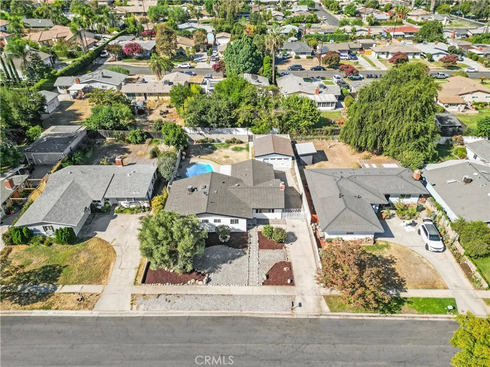 24 S Ash St Redlands, CA 92373
