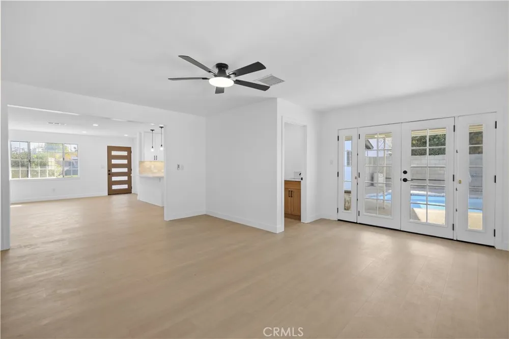 24 S Ash St Redlands, CA 92373