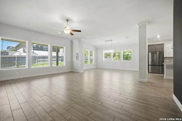 619 CHAMBERS RNCH San Antonio, TX 78245