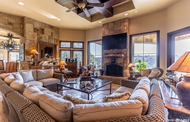 1539 WATERSTONE PKWY Boerne, TX 78006