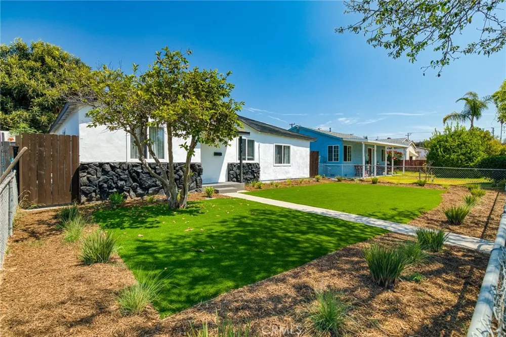 311 E Cummings Lane Long Beach, CA 90805