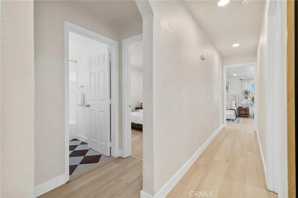 311 E Cummings Lane Long Beach, CA 90805