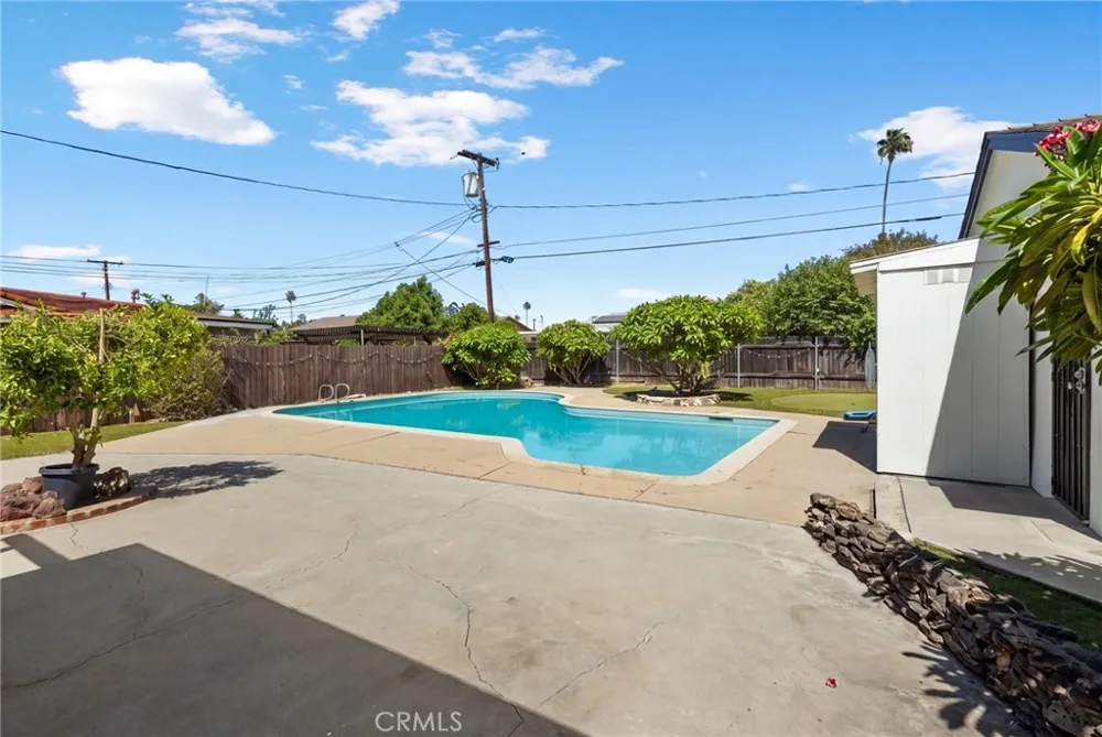 3913 Madrona Road Riverside, CA 92504
