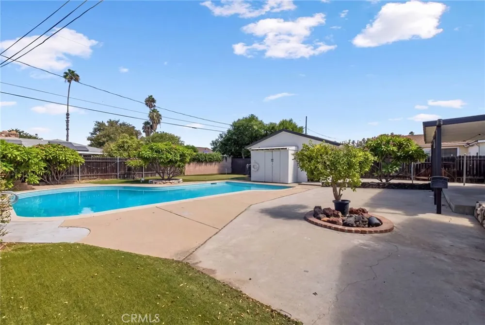 3913 Madrona Road Riverside, CA 92504