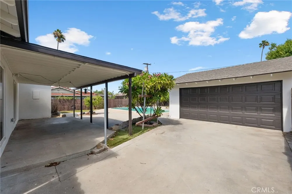 3913 Madrona Road Riverside, CA 92504