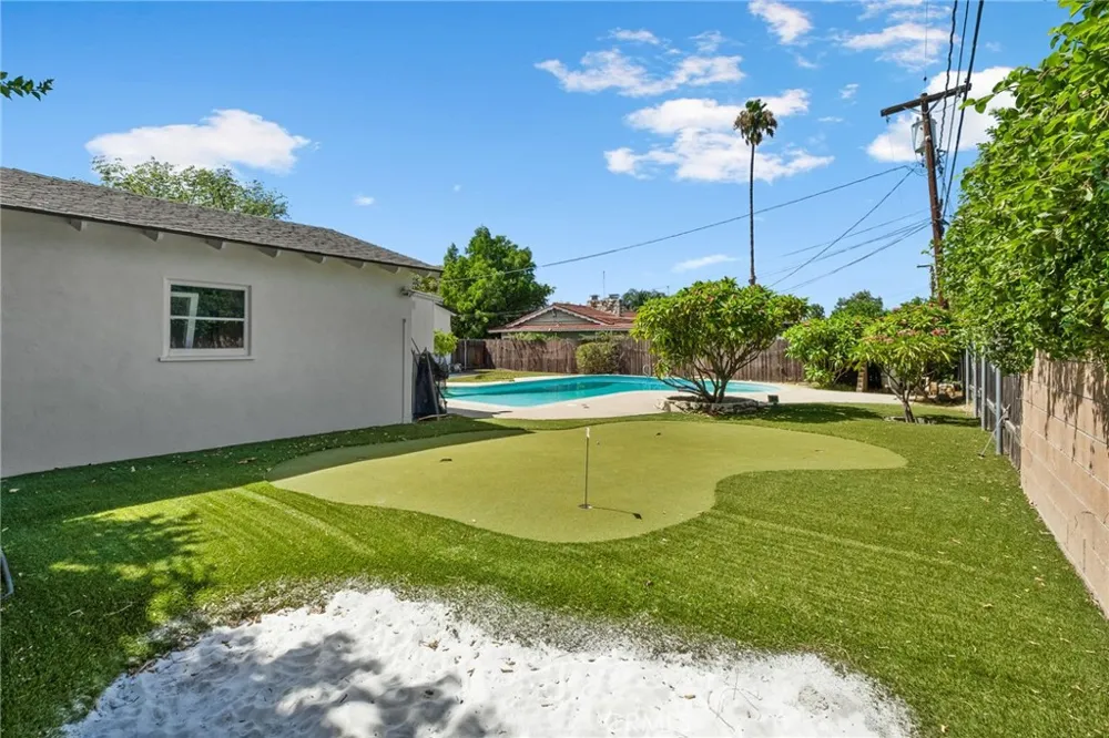 3913 Madrona Road Riverside, CA 92504