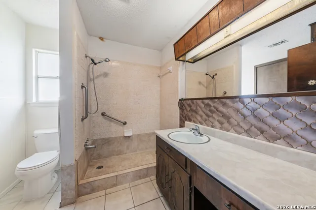 11695 Blanchard Atascosa, TX 78002