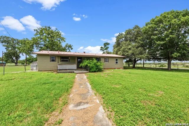 11695 Blanchard Atascosa, TX 78002