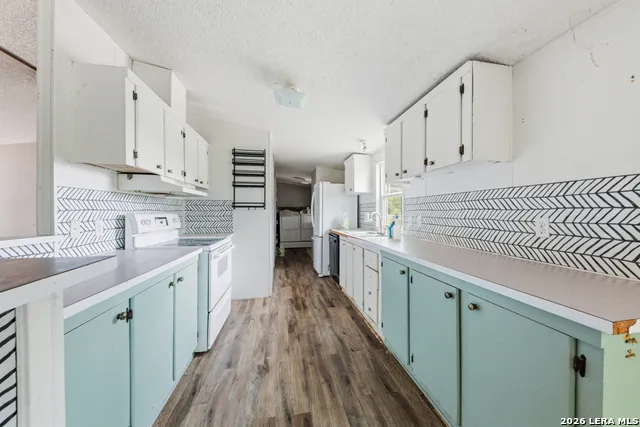 11695 Blanchard Atascosa, TX 78002