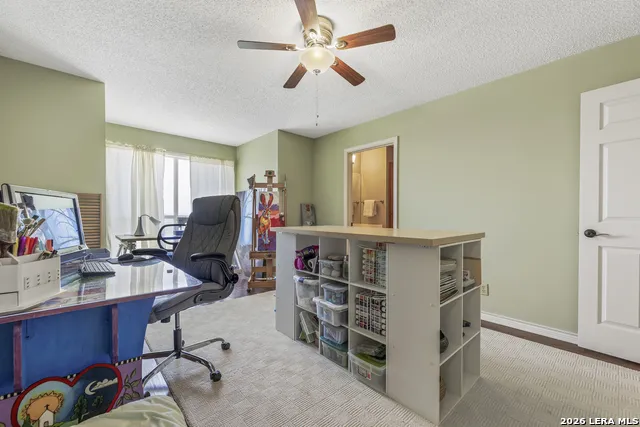 1114 Lakepark Dr Lakehills, TX 78063