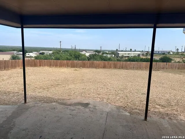218 View Drive Eagle Pass, TX 78852
