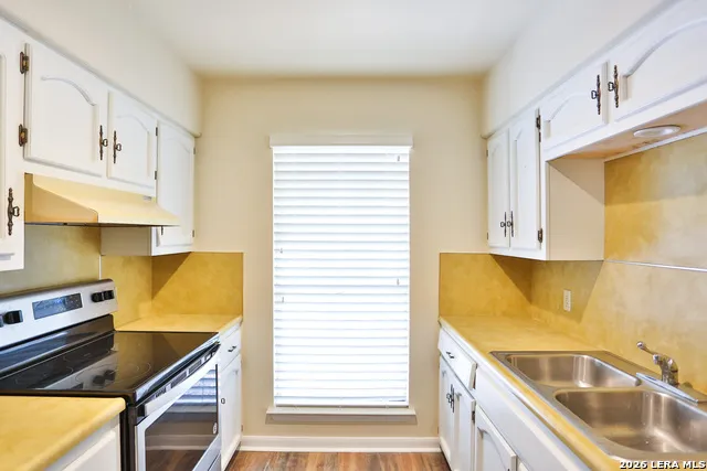 131 CREEKSIDE DR Boerne, TX 78006