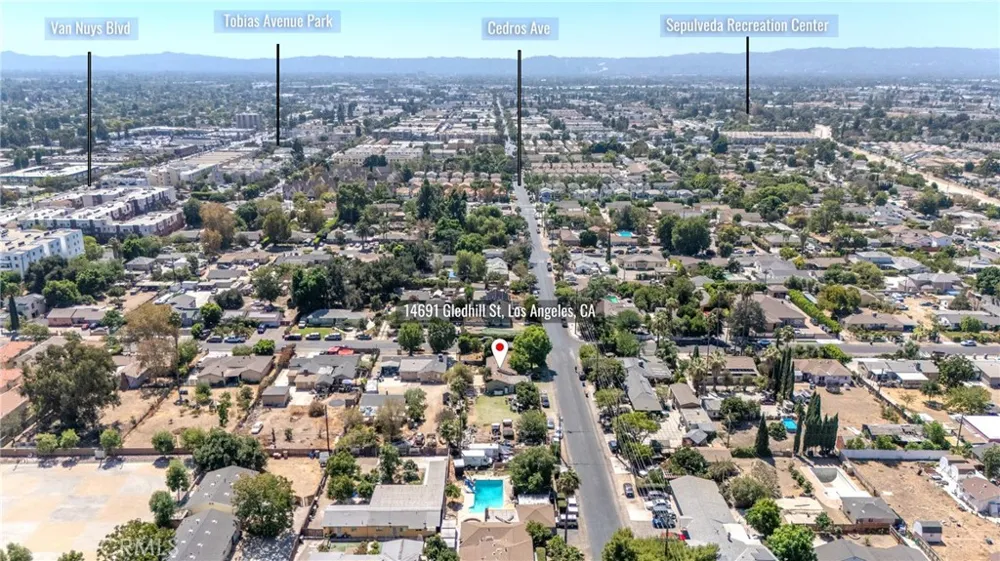 14691 Gledhill Panorama City, CA 91402