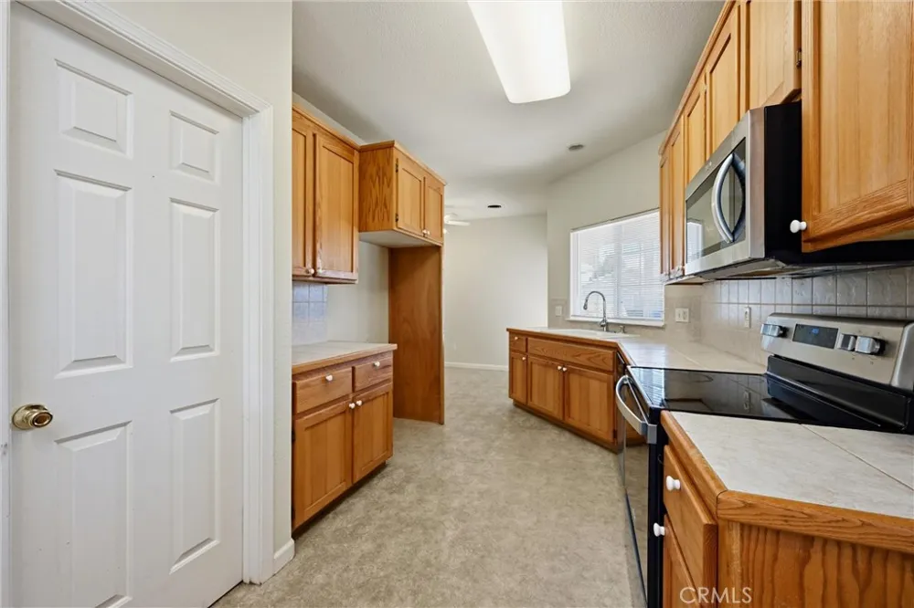 18546 Spyglass Hidden Valley Lake, CA 95467