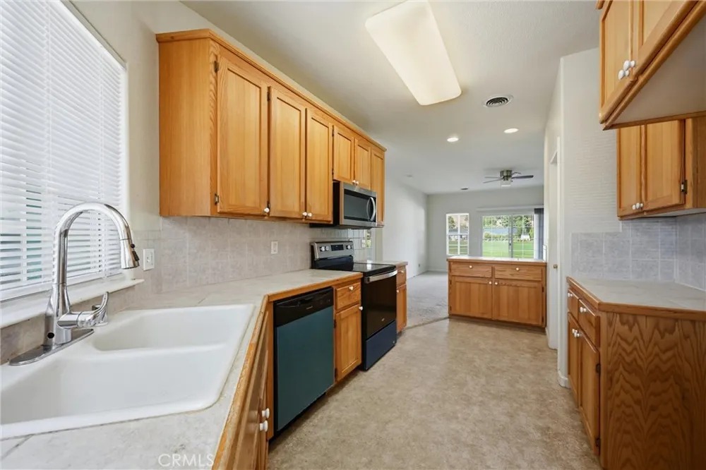 18546 Spyglass Hidden Valley Lake, CA 95467