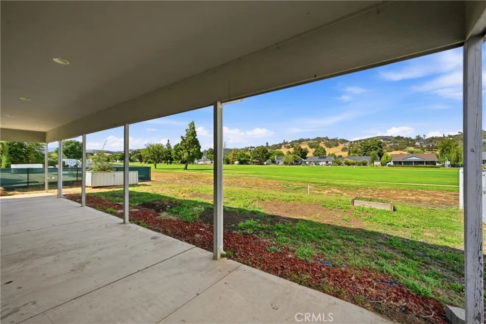 18546 Spyglass Hidden Valley Lake, CA 95467