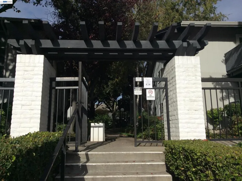 9085 Alcosta Blvd #352 San Ramon, CA 94583