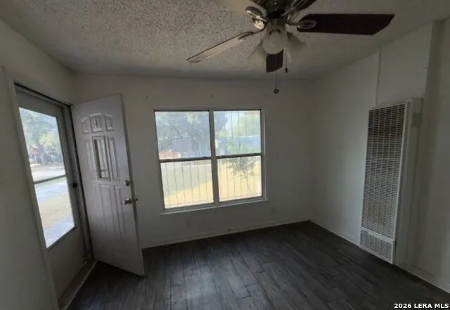 214 W EMERSON AVE San Antonio, TX 78226