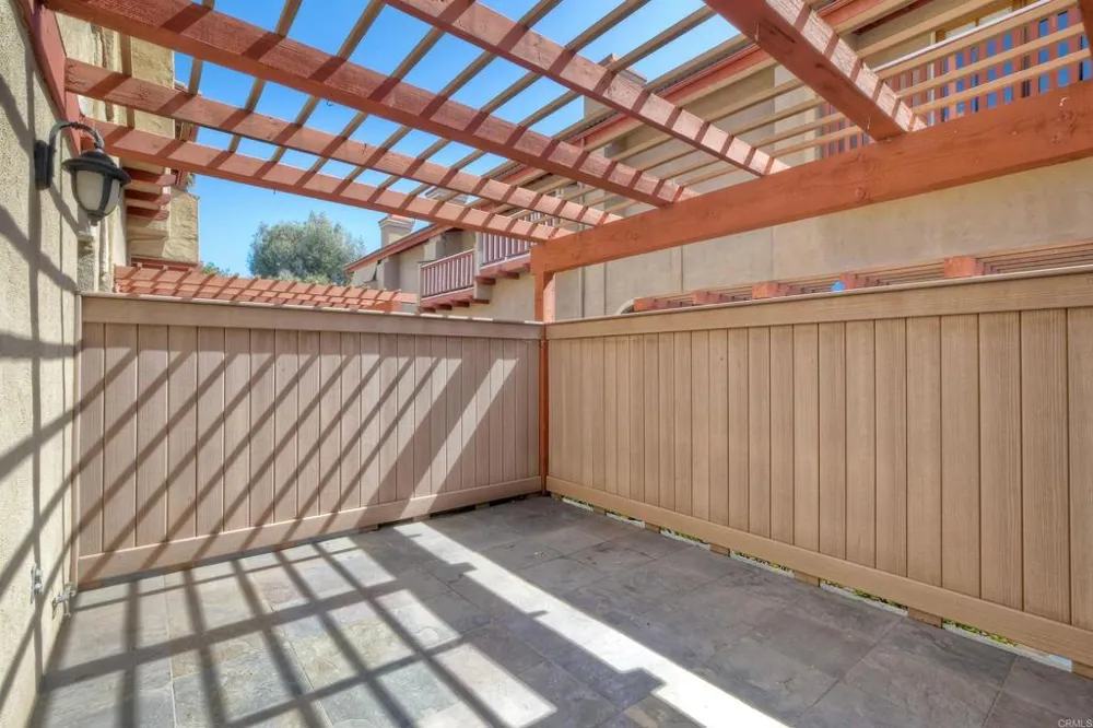 2569 Navarra Drive #C Carlsbad, CA 92009