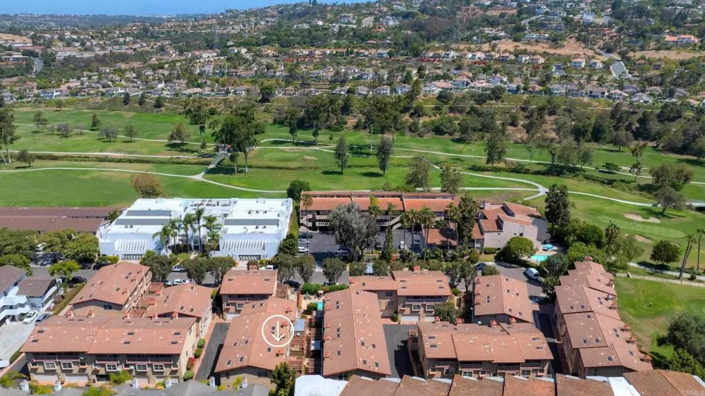 2569 Navarra Drive #C Carlsbad, CA 92009