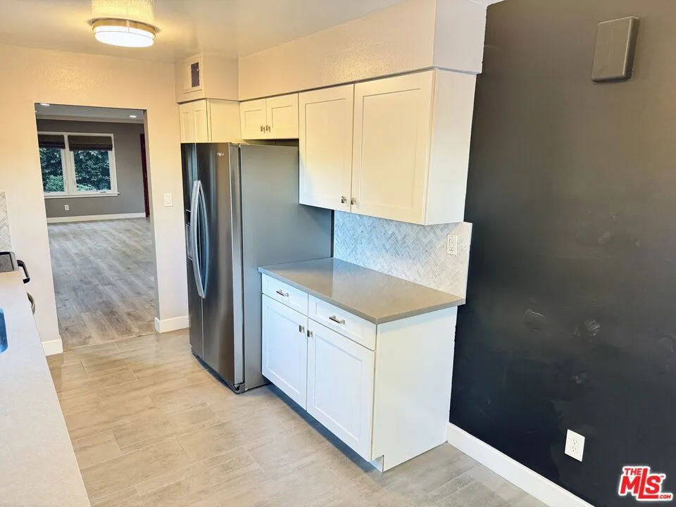 4443 Saugus Avenue #1 Sherman Oaks, CA 91403
