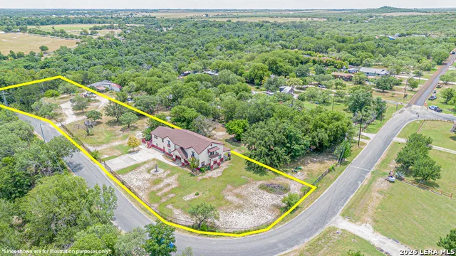 9602 County Road 5723 Castroville, TX 78009
