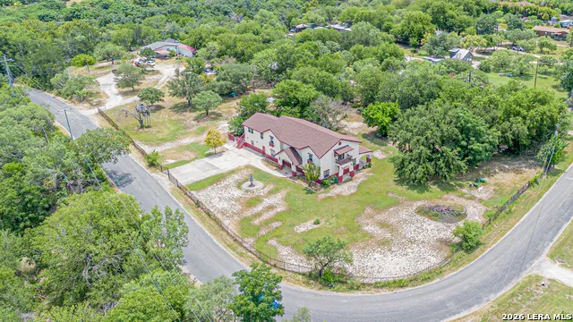 9602 County Road 5723 Castroville, TX 78009