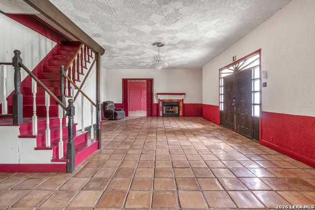 9602 County Road 5723 Castroville, TX 78009