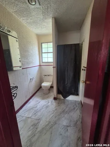 9602 County Road 5723 Castroville, TX 78009