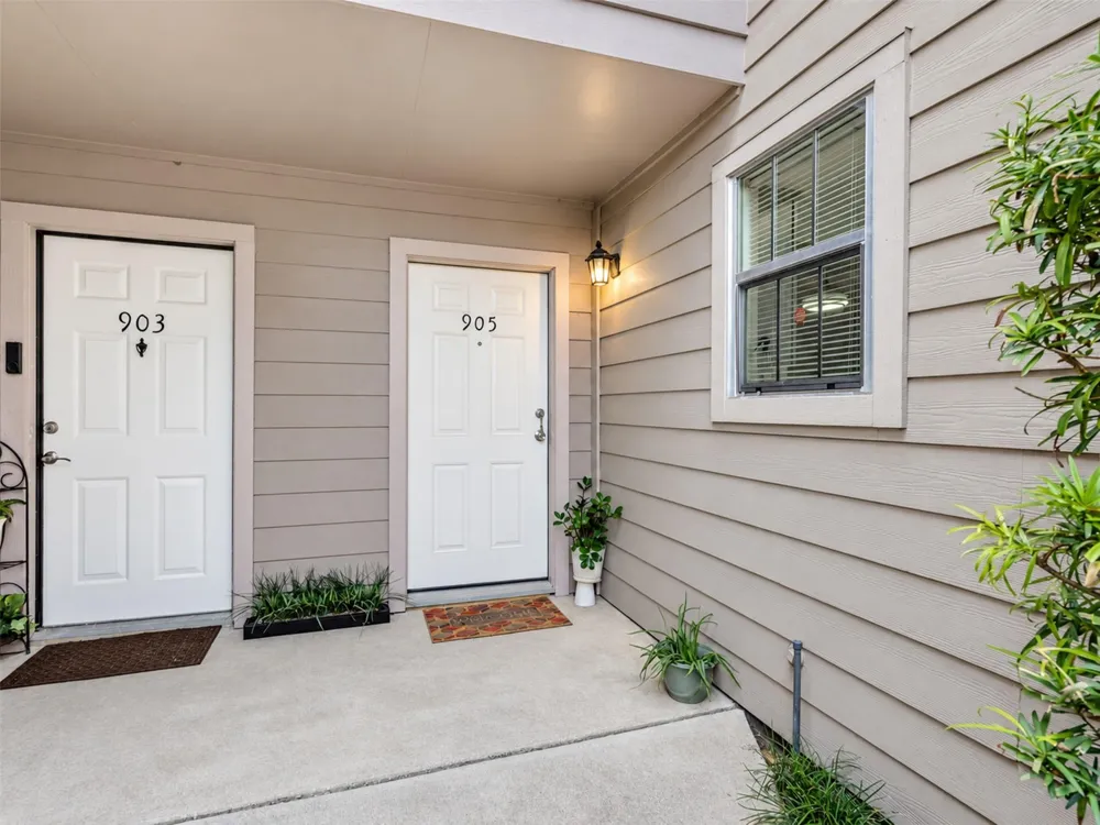 3100 Jeanetta Street #905 Houston, TX 77063