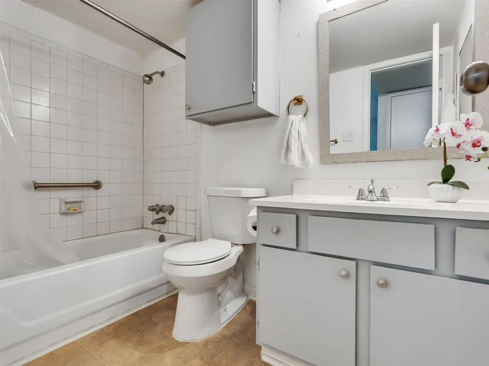 3100 Jeanetta Street #905 Houston, TX 77063