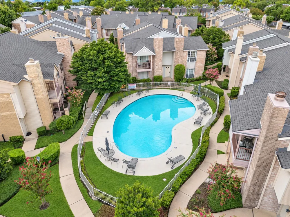 3100 Jeanetta Street #905 Houston, TX 77063