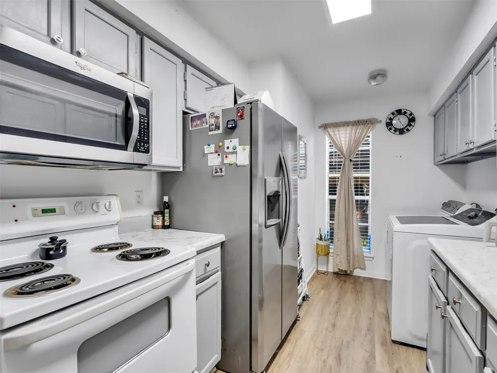 3100 Jeanetta Street #905 Houston, TX 77063
