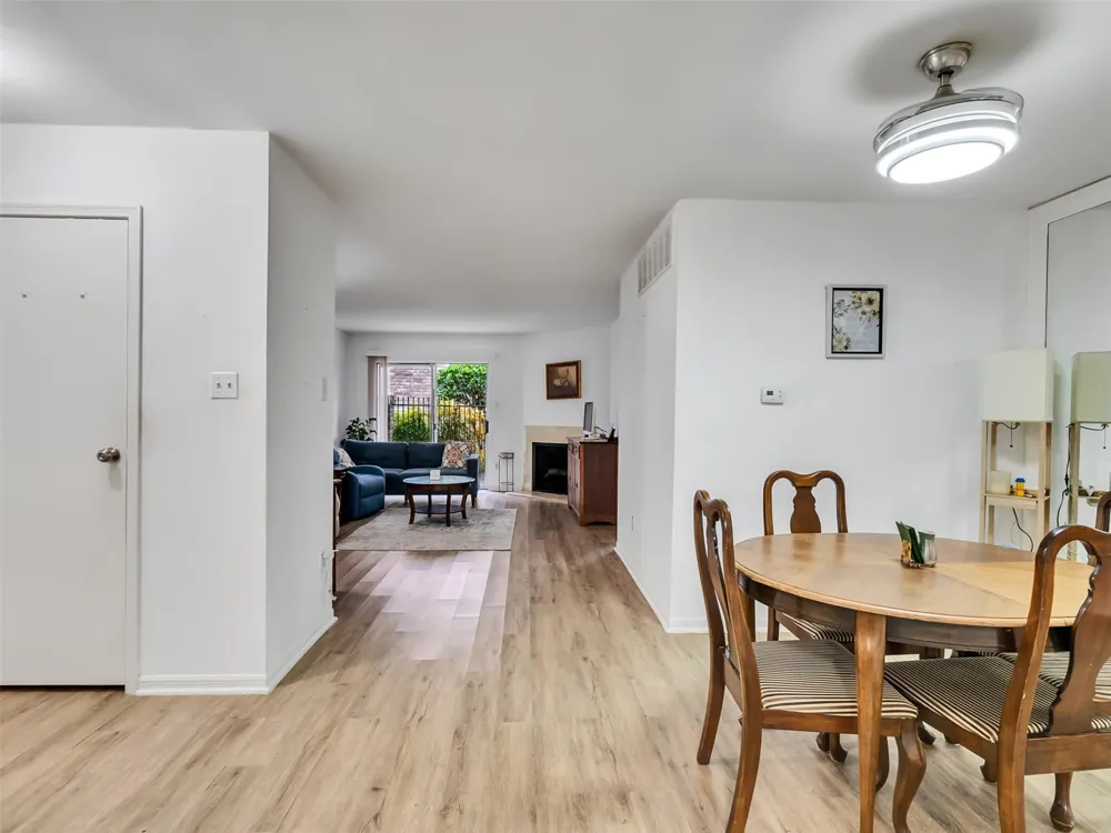 3100 Jeanetta Street #905 Houston, TX 77063